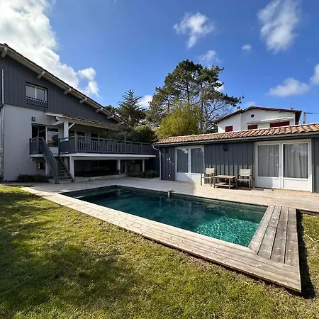Louis - Grand Piquey Villa *